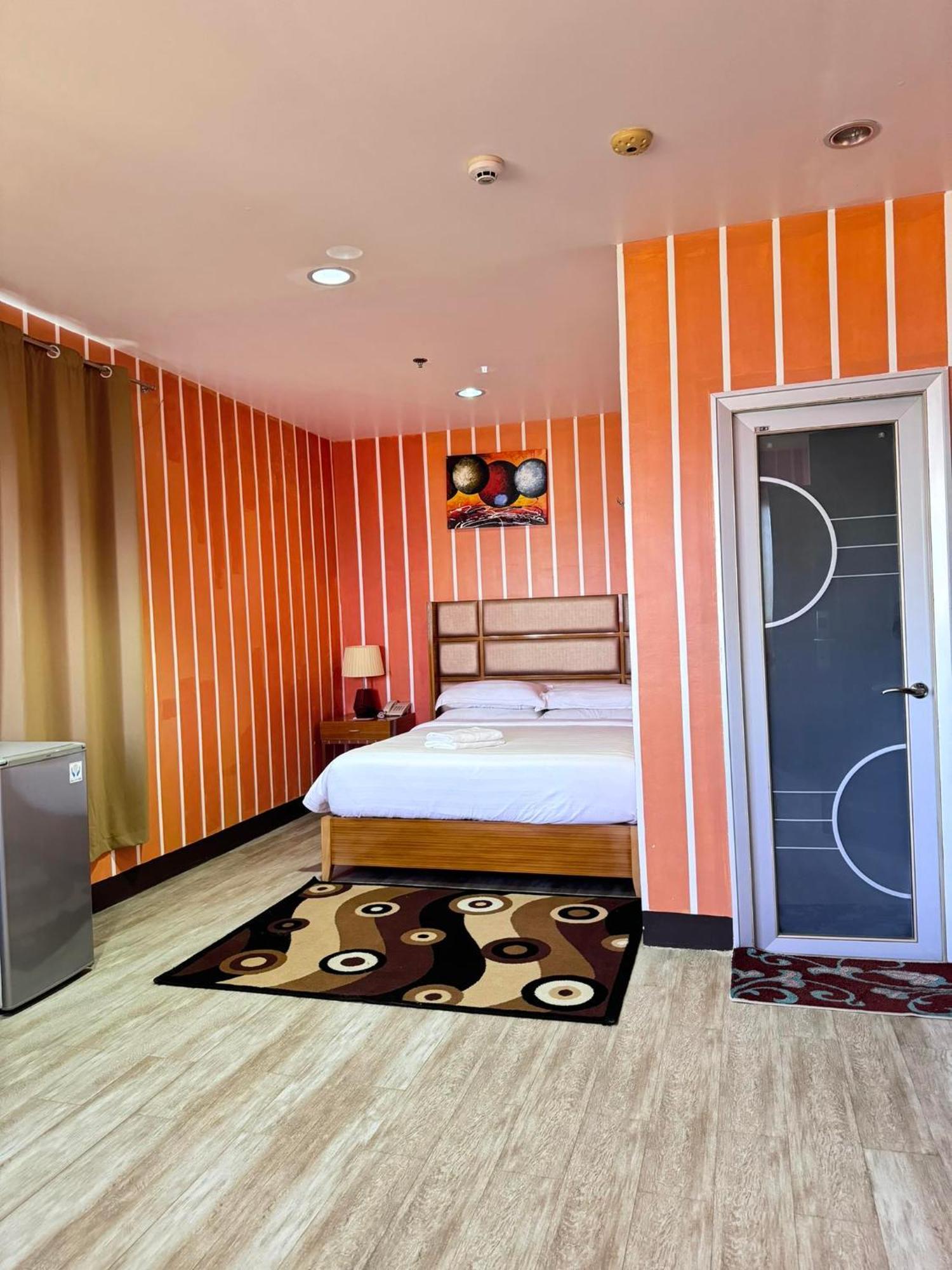 Jeamco Royal Hotel-Palawan Puerto Princesa Exteriör bild