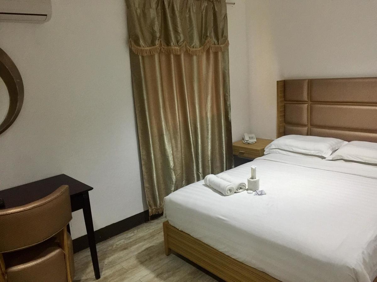 Jeamco Royal Hotel-Palawan Puerto Princesa Exteriör bild